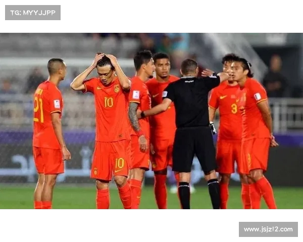 东体:国足迎来关键战役 伊万或会谨慎使用新人助力球队争胜 东体:国足迎来关键战役 伊万或会谨慎使用新人助力球队争胜